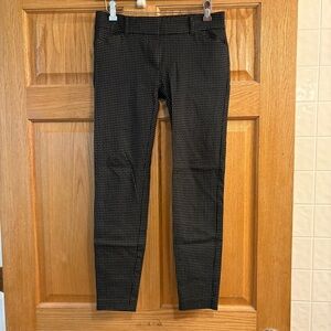 New York & Company Women’s Stretch Pants Size 0 - Black w/ Patterned Polka Dots